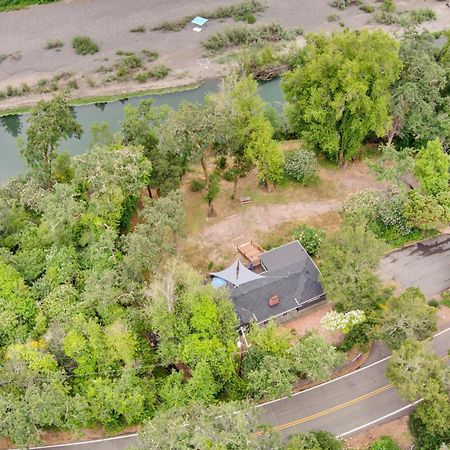 Rivers Breeze Relaxing Riverside Cabin With Private Suite Kayaks Healdsburg Εξωτερικό φωτογραφία